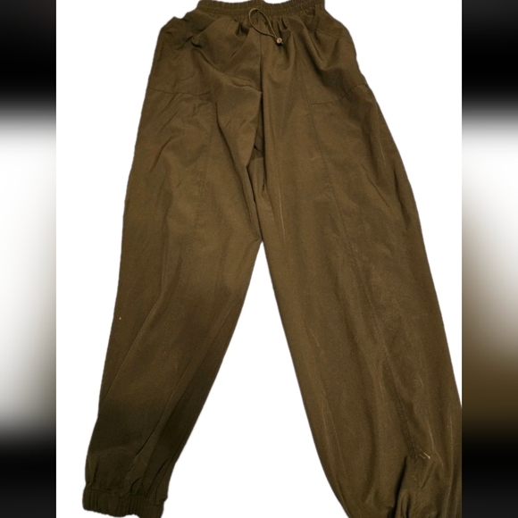 Lululemon Black Joggers Women’s Size S Elastic Waist Drawstring Ankle Cuffs - Picture 2 of 10